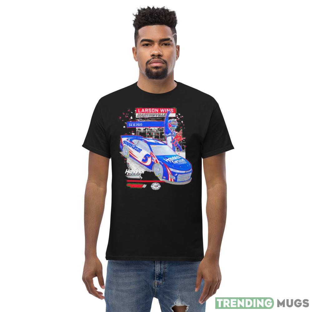 Kyle Larson 2023 Martinsville Speedway Race Winner signature Design T Shirt Dark Shirt Kyle Larson 2023 Martinsville Speedway Race Winner signature Design T Shirt Dark Shirt