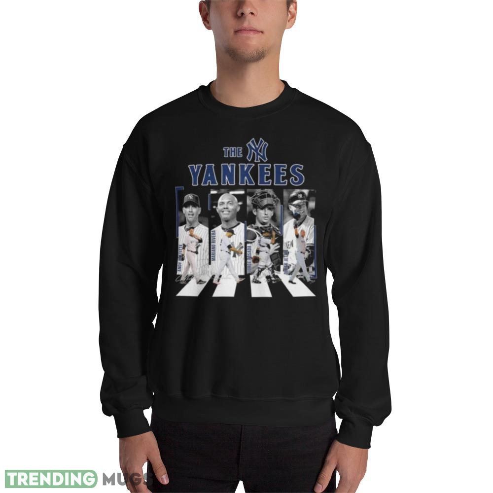 The new york yankees baseball signature 2023 Ideas T Shirts - 18000 Unisex Heavy Blend Crewneck Sweatshirt The new york yankees baseball signature 2023 Ideas T Shirts - 18000 Unisex Heavy Blend Crewneck Sweatshirt