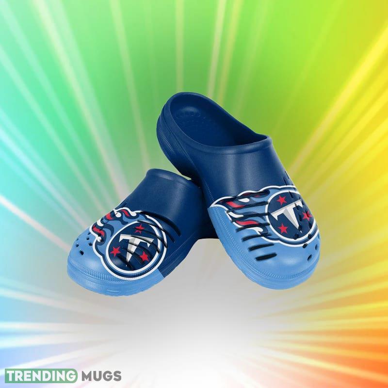 Tennessee Titans NFL Men And Women Colorblock Big Logo Clog Shoes For Fans - Tennessee Titans NFL Youth Colorblock Big Logo Clog_1 Tennessee Titans NFL Men And Women Colorblock Big Logo Clog Shoes For Fans - Tennessee Titans NFL Youth Colorblock Big Logo Clog_1
