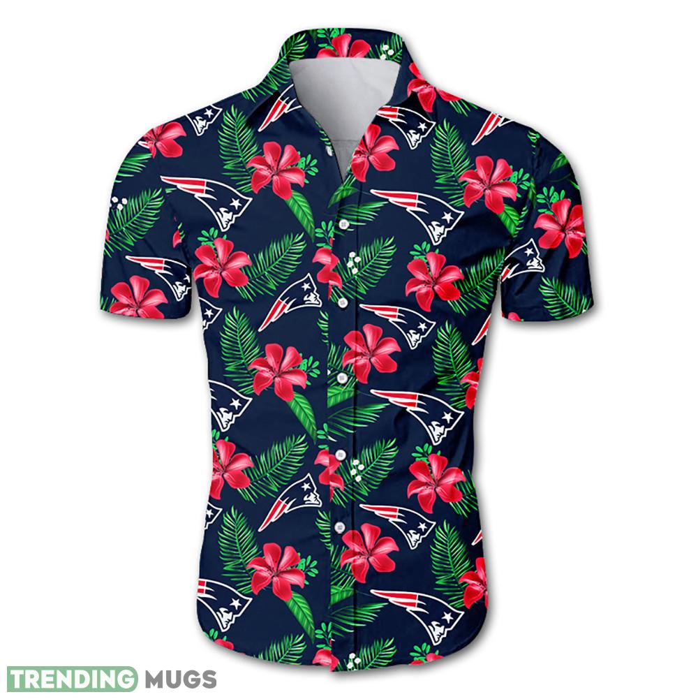 New England Patriots Hawaiian Shirt Flower Printed Men And Women For Fans - New England Patriots Hawaiian Shirt Tropical Flower summer 2020_1 New England Patriots Hawaiian Shirt Flower Printed Men And Women For Fans - New England Patriots Hawaiian Shirt Tropical Flower summer 2020_1