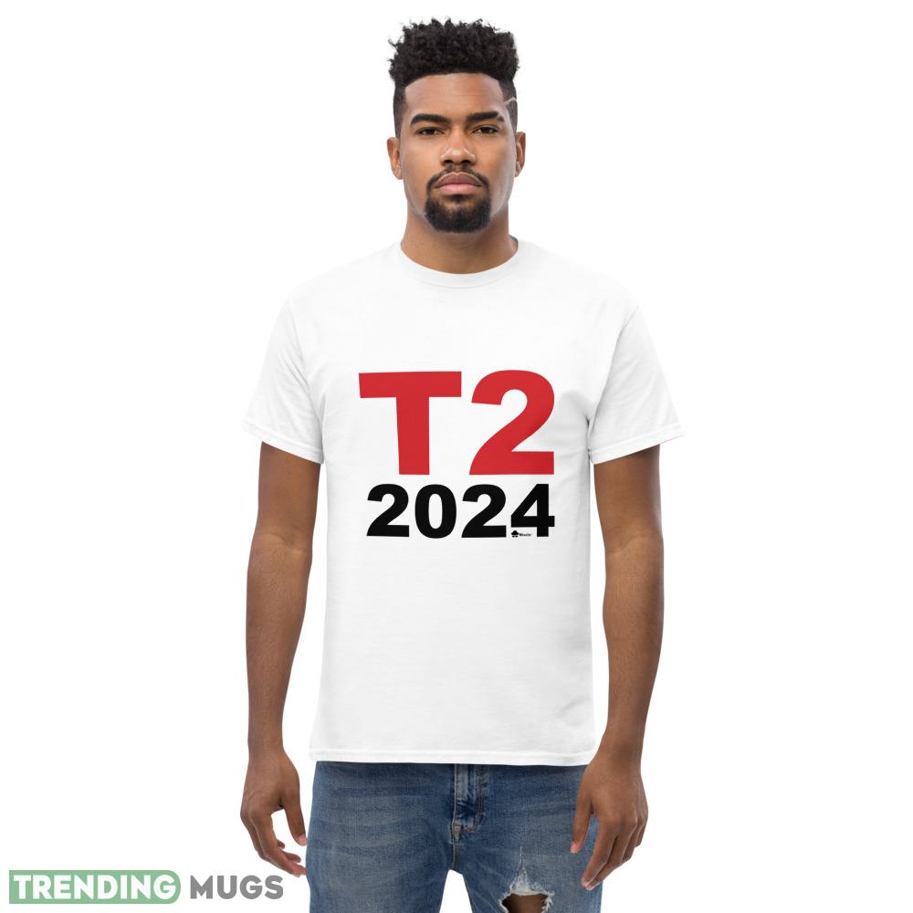Trump T2 Red Design White Shirt Light Shirt Trump T2 Red Design White Shirt Light Shirt