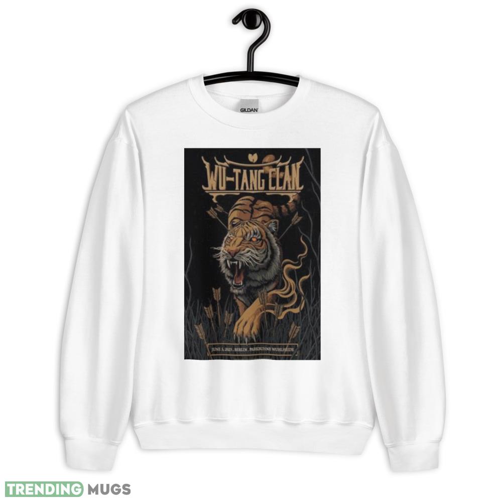 Wu Tang Clan and Nas Berlin on Moon 5 June 2023 Poster shirt - 18000 Unisex Heavy Blend Crewneck Sweatshirt Wu Tang Clan and Nas Berlin on Moon 5 June 2023 Poster shirt - 18000 Unisex Heavy Blend Crewneck Sweatshirt