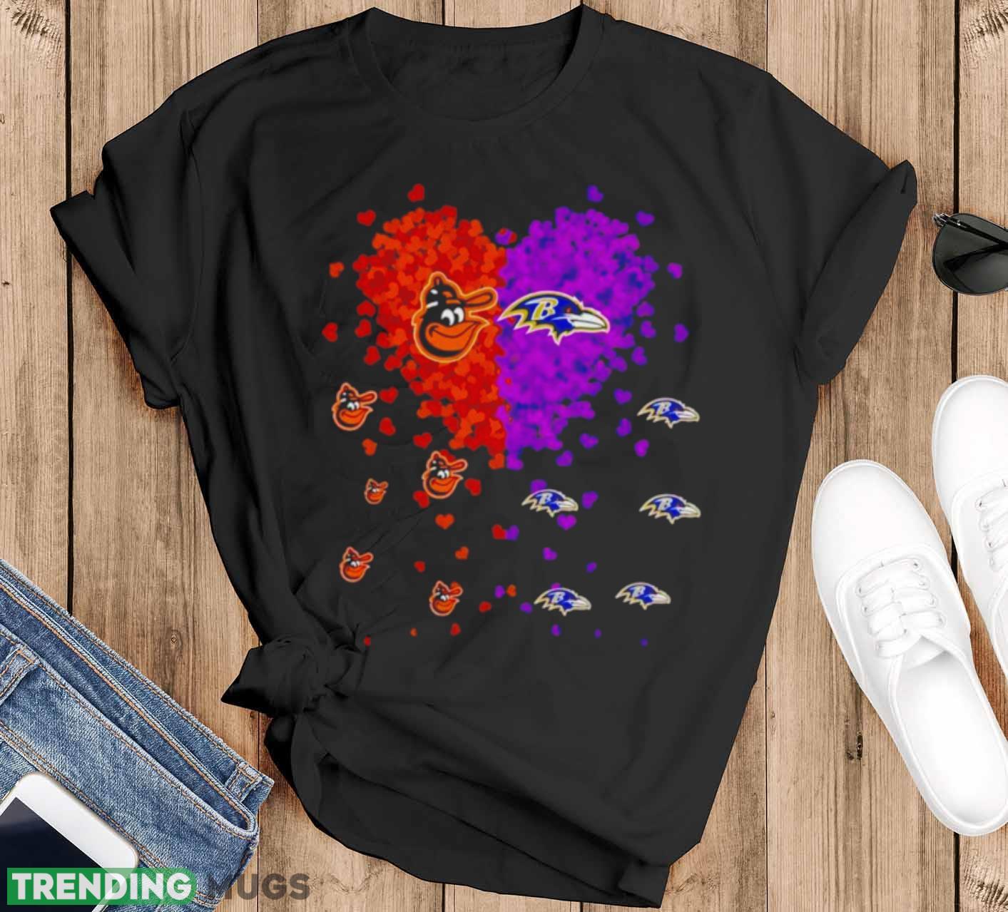 Baltimore Orioles Baltimore Ravens logo in heart shirt - Black T-Shirt Baltimore Orioles Baltimore Ravens logo in heart shirt - Black T-Shirt