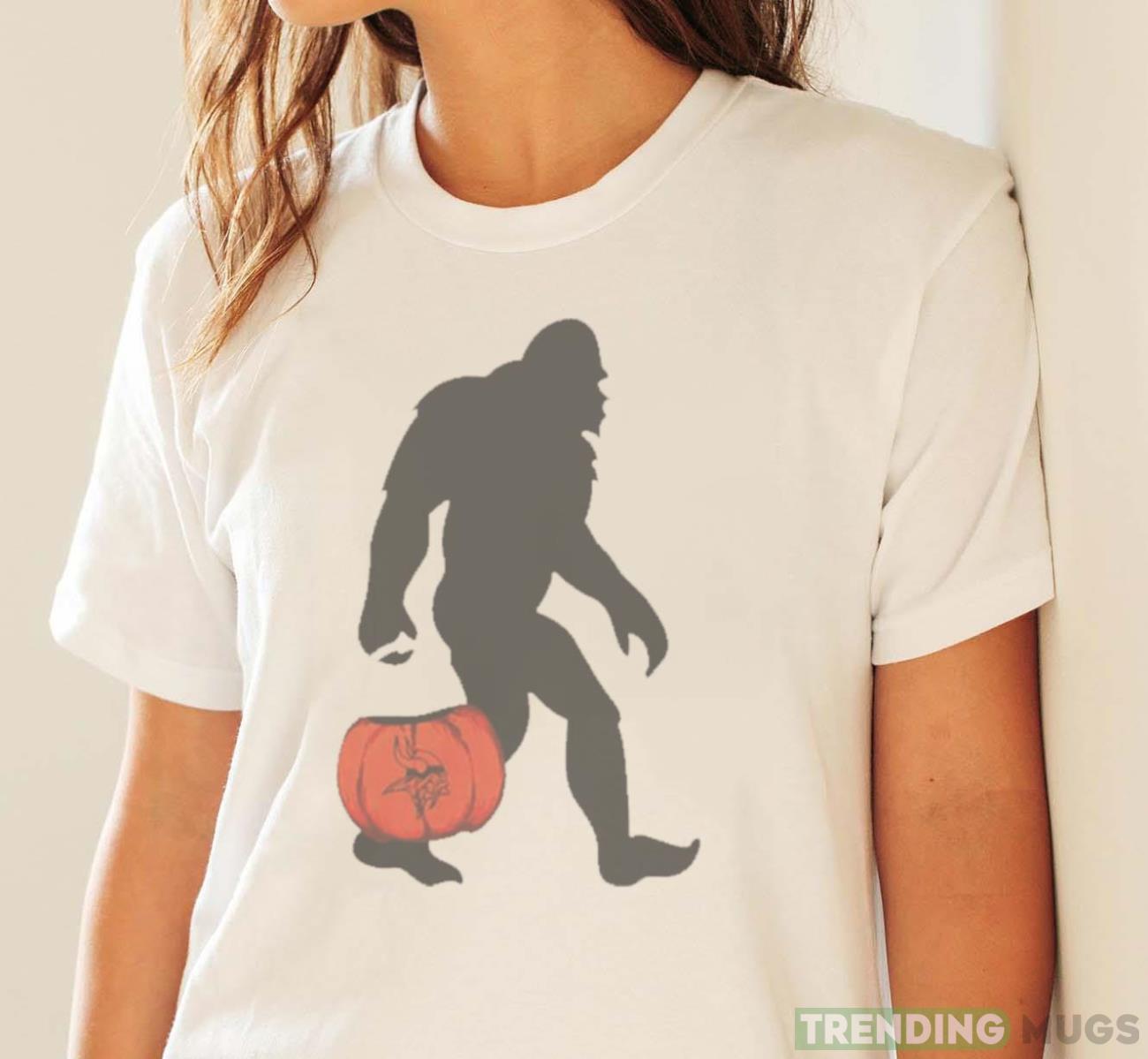 innesota Vikings Bigfoot Halloween shirt Light Shirt innesota Vikings Bigfoot Halloween shirt Light Shirt