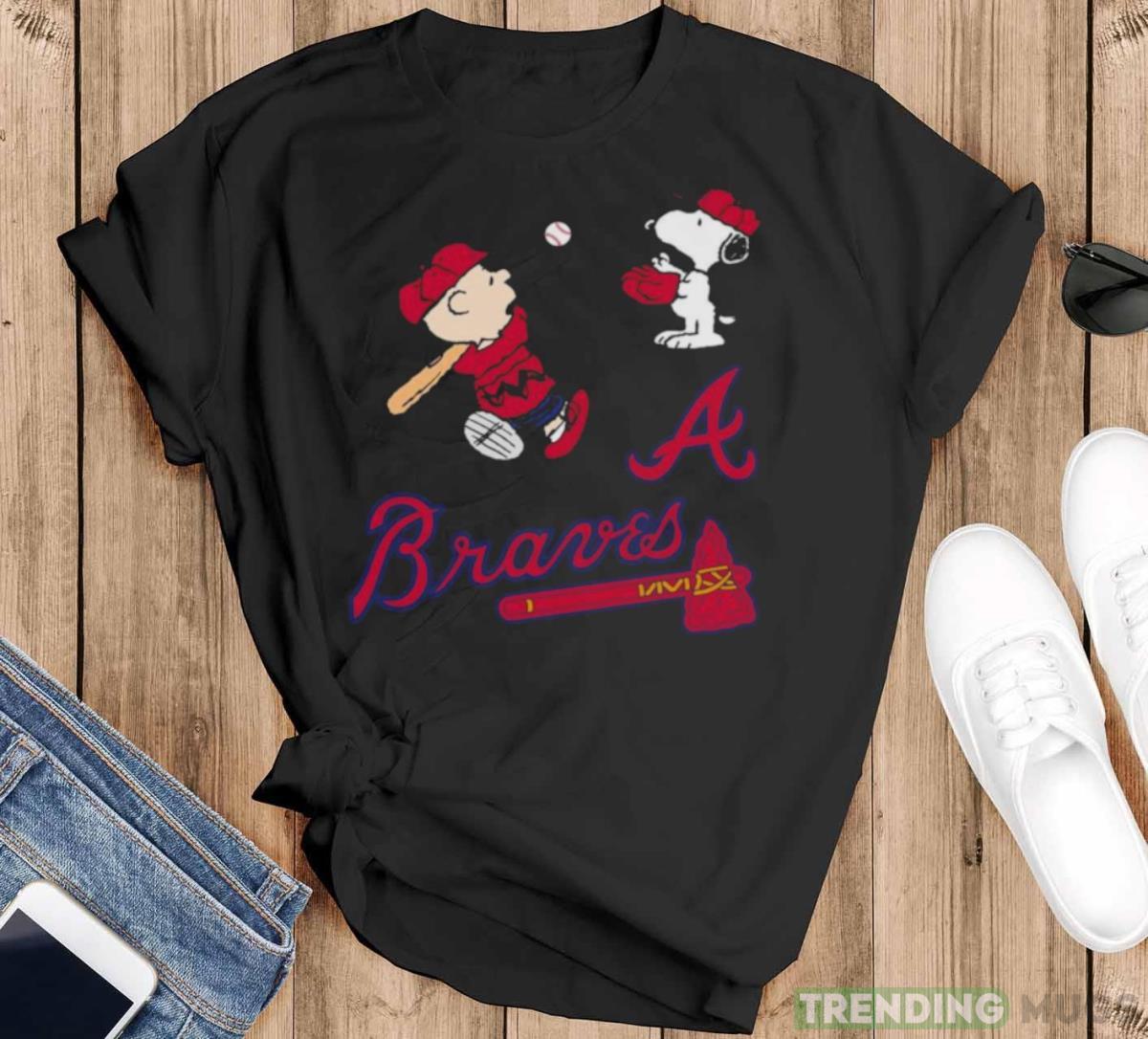 Peanuts Charlie Brown And Snoopy Playing Baseball Atlanta Braves shirt - Black T-Shirt Peanuts Charlie Brown And Snoopy Playing Baseball Atlanta Braves shirt - Black T-Shirt