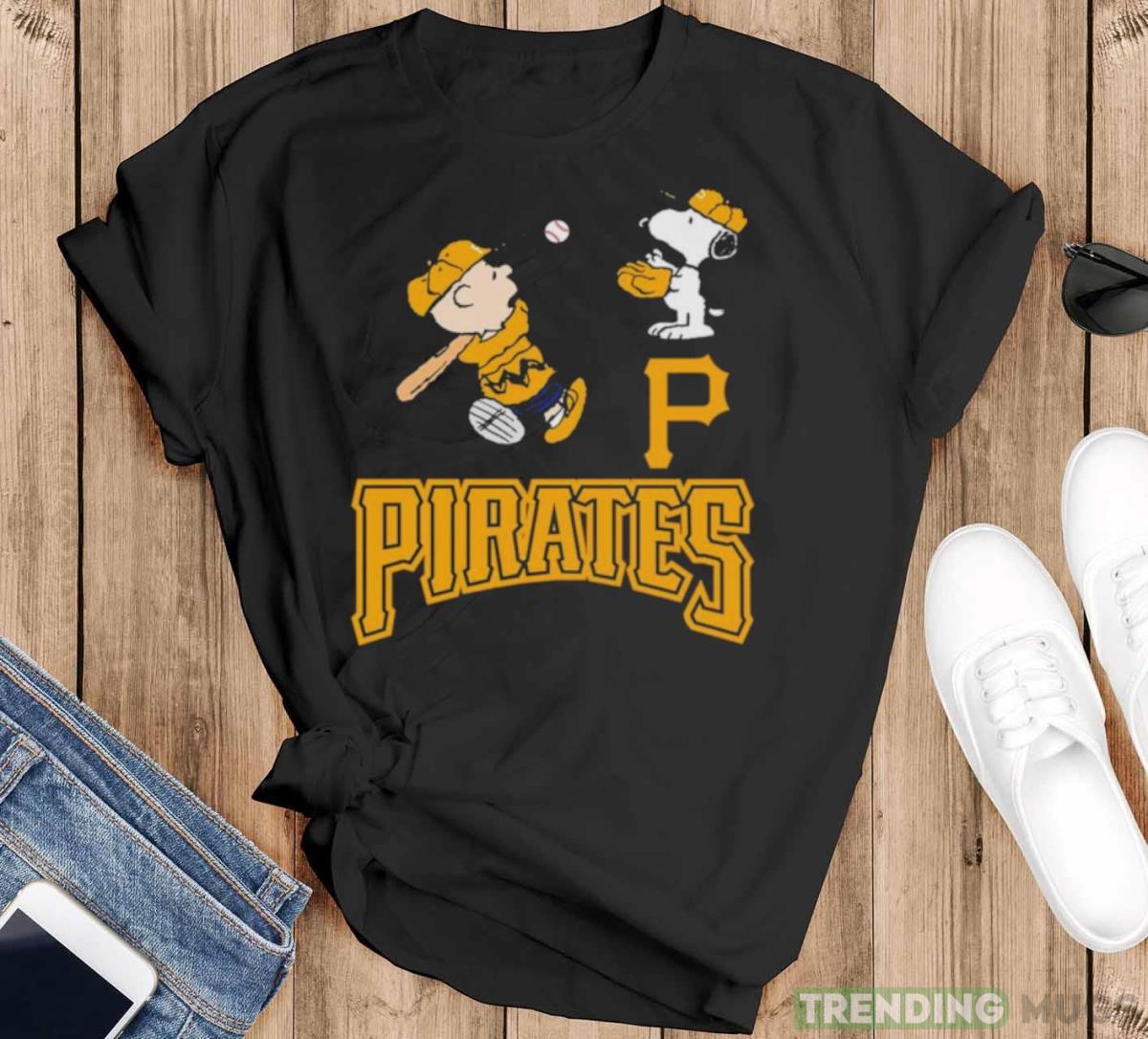 Peanuts Charlie Brown And Snoopy Playing Baseball Pittsburgh Pirates shirt - Black T-Shirt Peanuts Charlie Brown And Snoopy Playing Baseball Pittsburgh Pirates shirt - Black T-Shirt