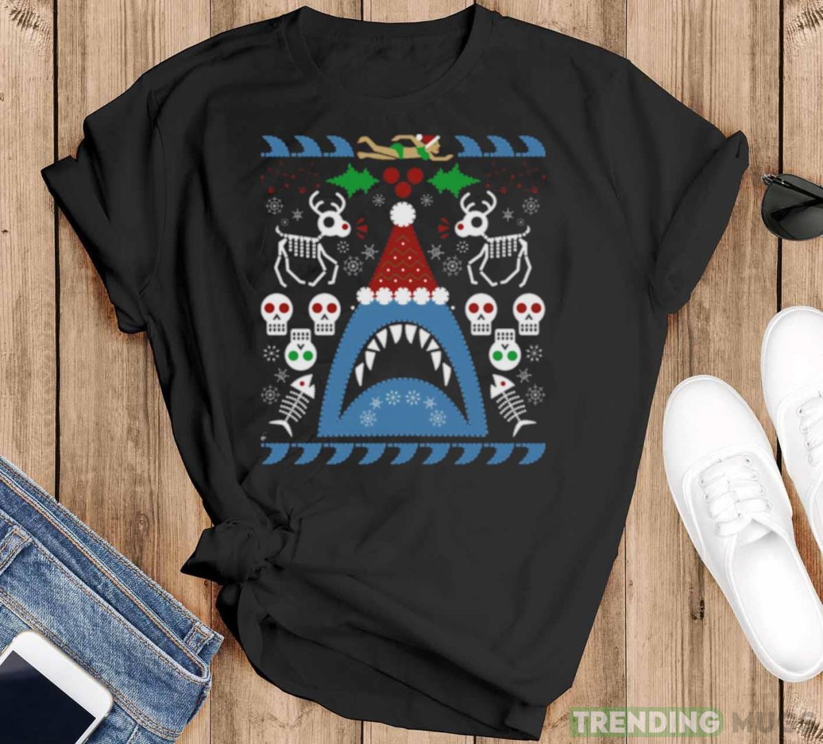 Santa Jaws shirt - Black T-Shirt Santa Jaws shirt - Black T-Shirt