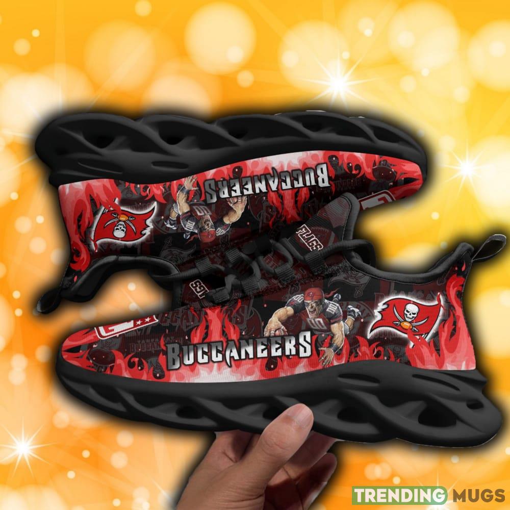 Tampa Bay Buccaneers NFL New Runway Max Soul Sneaker For Men And Women Sports Shoes Fans Gift Max Soul Tampa Bay Buccaneers NFL New Runway Max Soul Sneaker For Men And Women Sports Shoes Fans Gift Max Soul