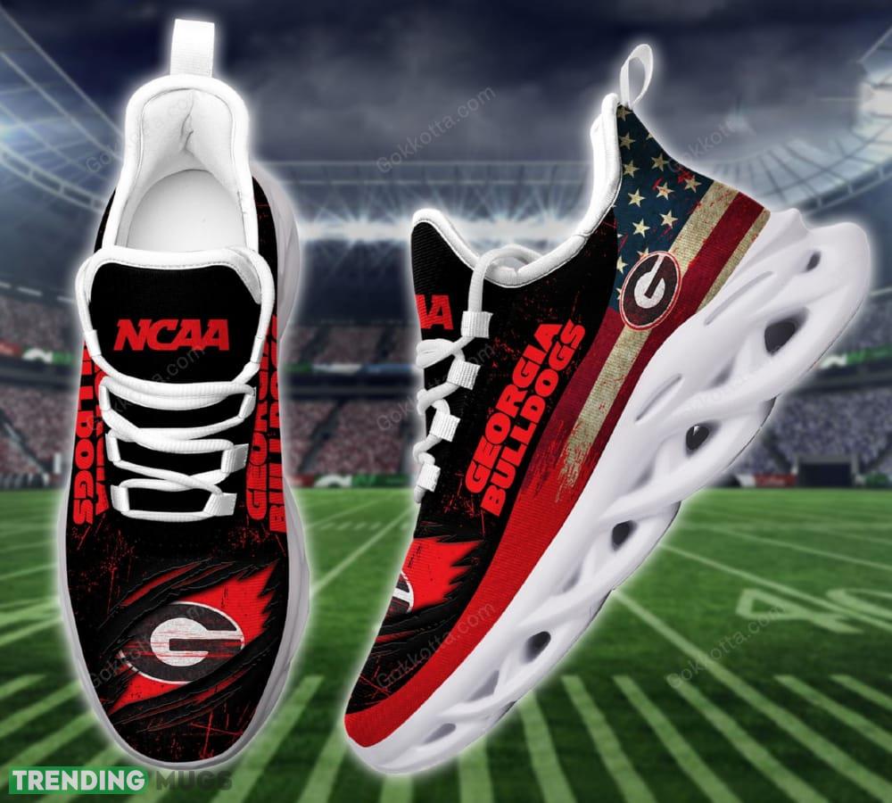Georgia Bulldogs Max Soul Shoes Unveil Gift For Men And Women Chunky Sneakers Custom Name - Georgia Bulldogs Max Soul shoes_1 Georgia Bulldogs Max Soul Shoes Unveil Gift For Men And Women Chunky Sneakers Custom Name - Georgia Bulldogs Max Soul shoes_1