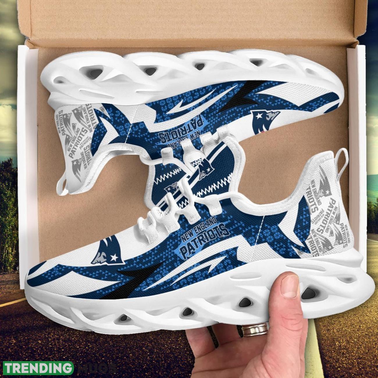 New England Patriots Team Logo Shoes Max Soul Sneakers For Running Lovers Max Soul New England Patriots Team Logo Shoes Max Soul Sneakers For Running Lovers Max Soul