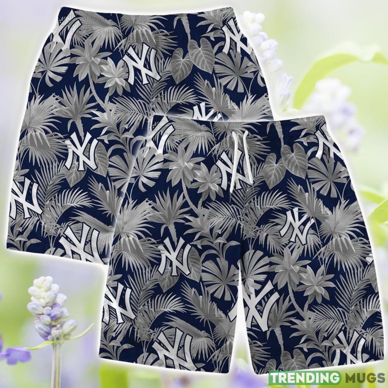 New York Yankees Short Sleeve Shirt Pattern Summer Beach Bar Combo Hawaiian Shirt And Shorts Hawaiian & Short New York Yankees Short Sleeve Shirt Pattern Summer Beach Bar Combo Hawaiian Shirt And Shorts Hawaiian & Short